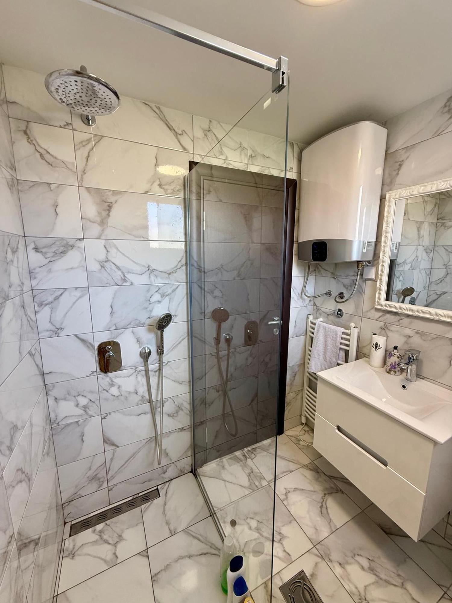 Alex Apartment Бар Экстерьер фото